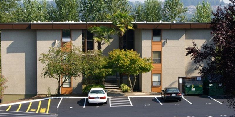 Renton Apartment: 390 Taylor Avenue Northwest