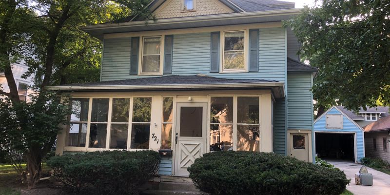 Ames House: 721 Hodge Ave