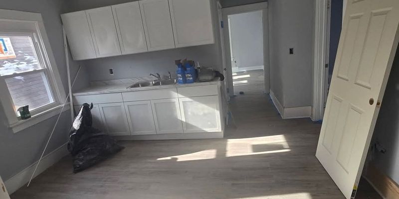 Milwaukee Apartment: 3154 N 40th St