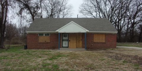 1152 NMcneil front (1).JPG