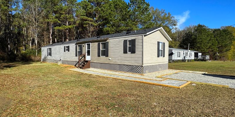 Downsville House: 15095 LA-15