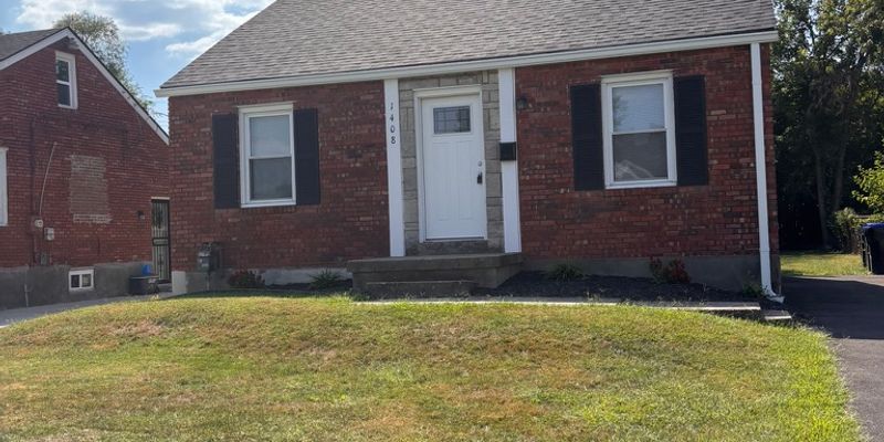 Louisville House: 1408 Wurtele Ave