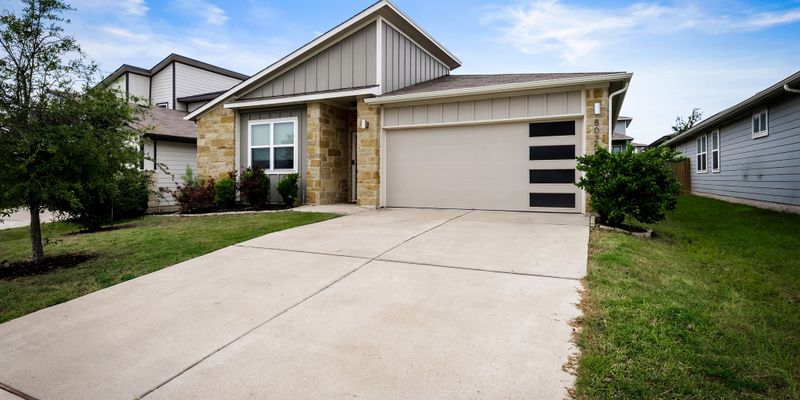 Austin House: 8025 City Top Blvd
