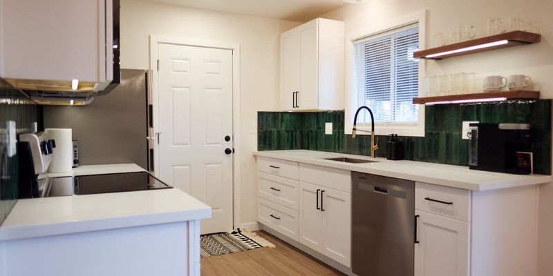 Beaverton House: 13000 SW Walker Rd