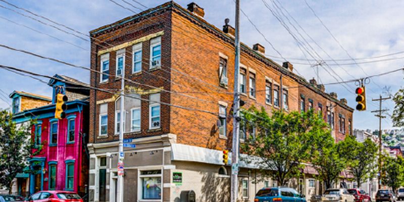 Pittsburgh House: 121 South 22nd Street