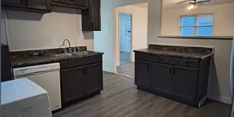 Harriman Apartment: 212 Morning Dr
