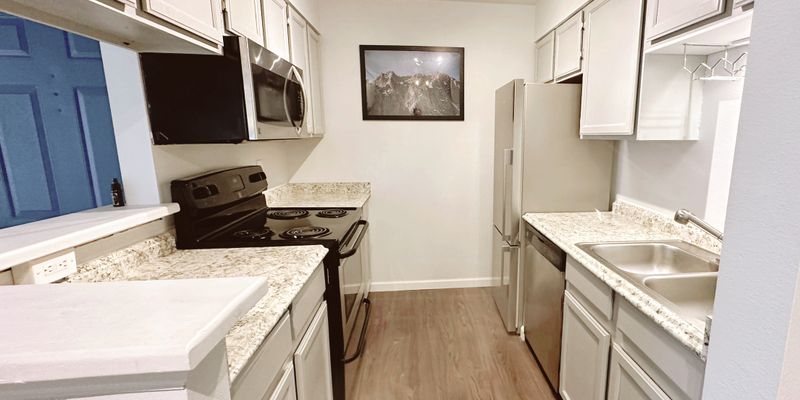 Boulder House: 4652 White Rock Cir unit 10