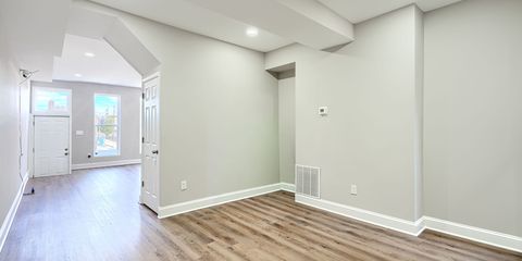 2004 Homewood Ave (7).jpg 2004 Homewood Ave (7).jpg