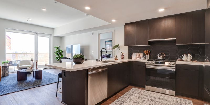 San Leandro Apartment: 1319 159th Ave