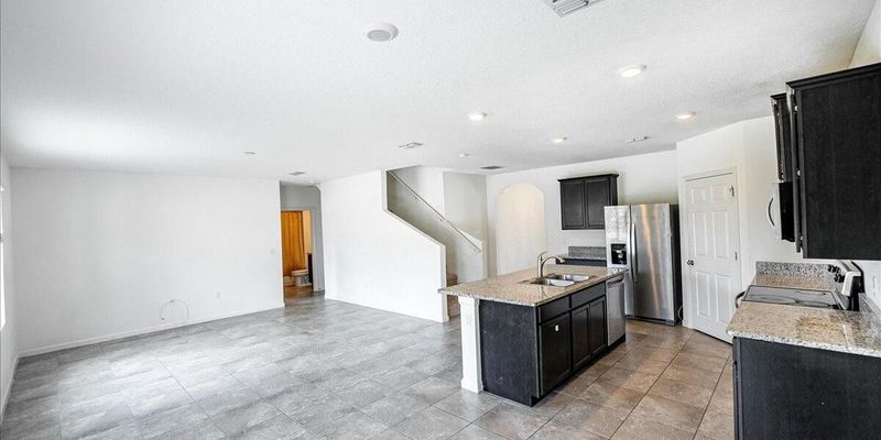 Port St. Lucie House: 10493 SW Toren Wy