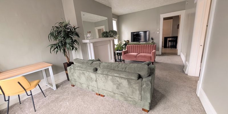 Akron Apartment: 80 Byers Ave