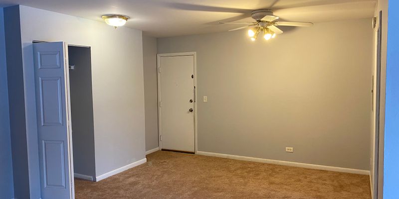 Palatine House: 220 W Colfax St