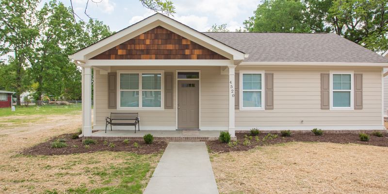Chattanooga House: 4520 Old Mission