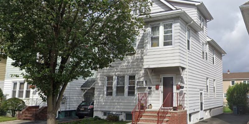 Clifton Apartment: 148 Merselis Ave