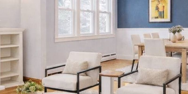 Watertown Apartment: 62 Edgecliff Rd