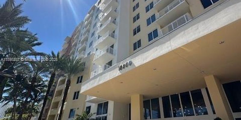Miami Condo: 18800 NE 29th Ave