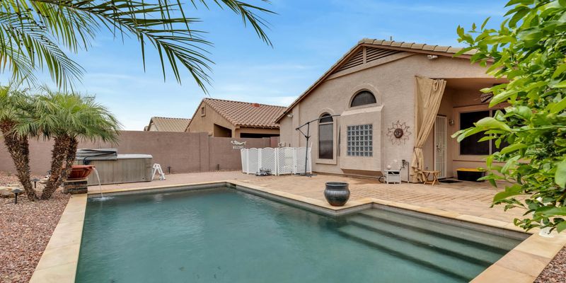 San Tan Valley House: 1767 E Nancy Ave