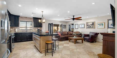 2032 E La Jolla Dr-11.jpg