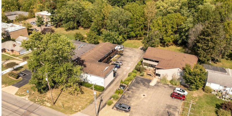 Akron Apartment: 761 E Waterloo Rd