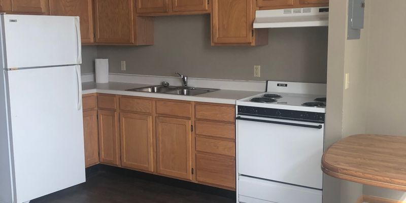 Mitchell Apartment: 101 South Main Street