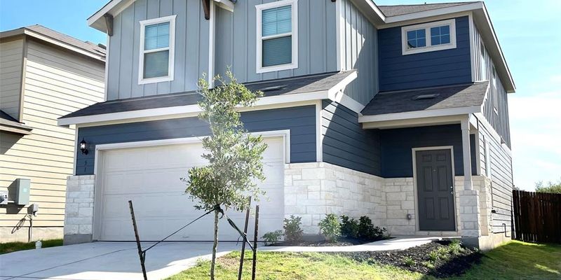 Leander House: 51 Pacific Loon St