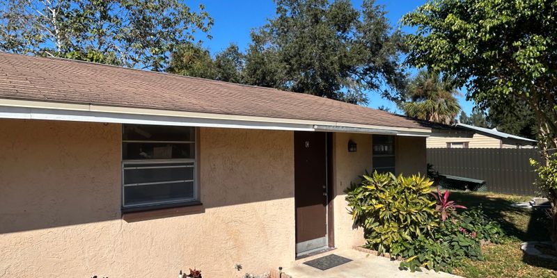 Gibsonton Apartment: 10415 Alma St