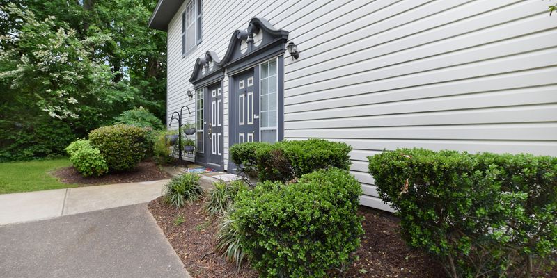 Virginia Beach House: 240 Ferdinand Cir