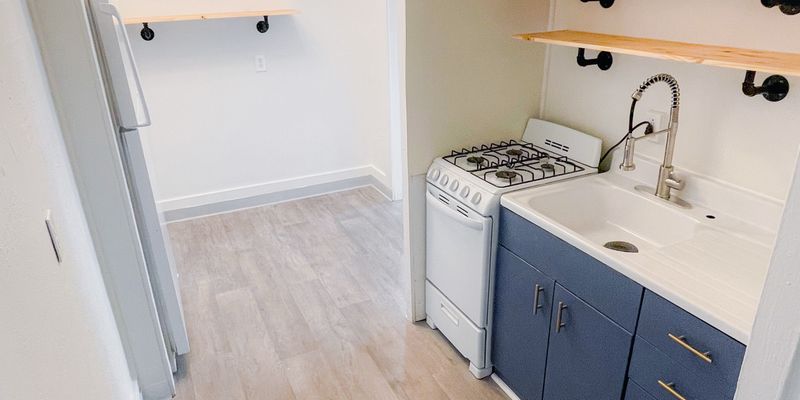 Des Moines Apartment: 713 20th St