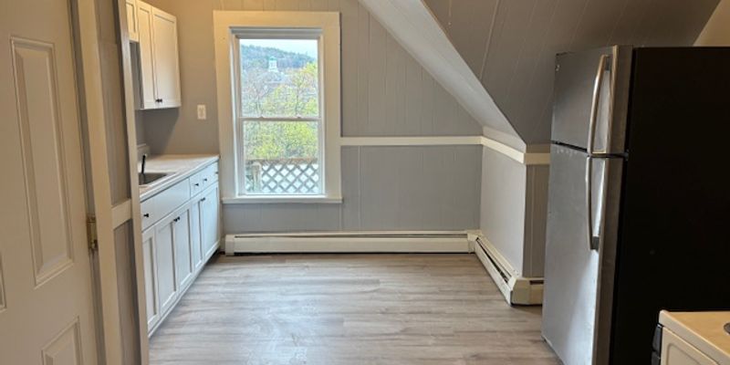 Rumford Apartment: 25 Maine Ave