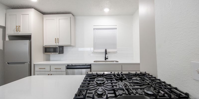 Oklahoma City Apartment: 130 NW 17th St