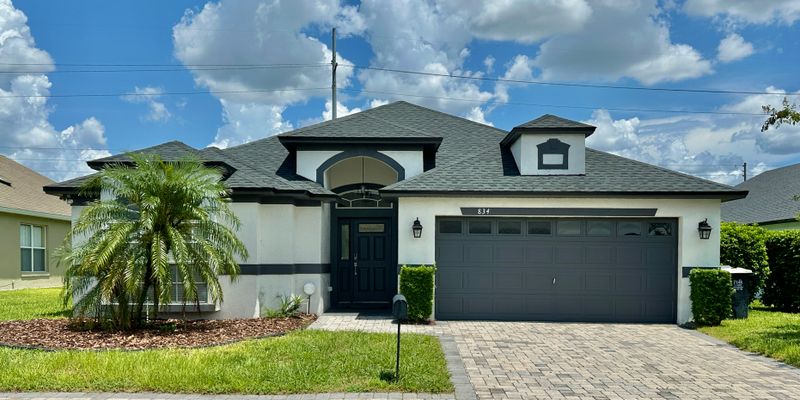 Davenport House: 834 Old Bridge Cir
