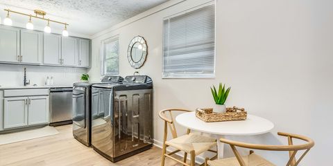 2203 DeLesseps 2-6.jpg