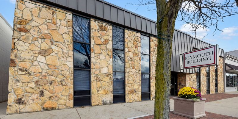 Plymouth Apartment: 310 N Michigan St