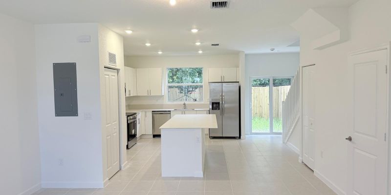 Florida City House: 154 SE 10th Ct