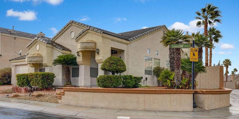 Las Vegas House: 8100 Amersham Ave