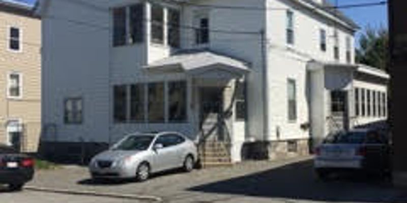 Lowell Apartment: 60 Mount Vernon Street