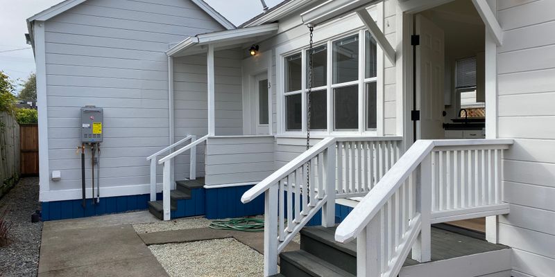 Eureka Apartment: 921 I St