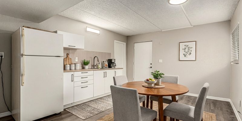 Phoenix Apartment: 6730 N 17th Ave