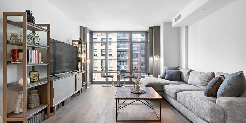 Hoboken House: 1425 Hudson Pl #QU29320L