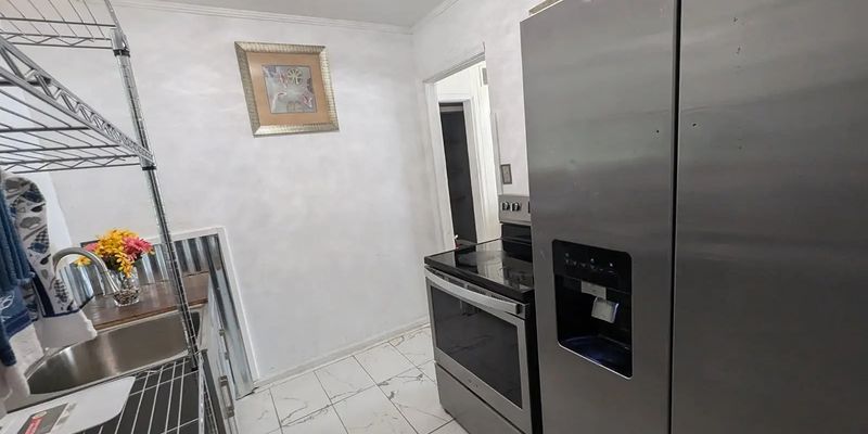 Macon Apartment: 2115 Hazelhurst Ave