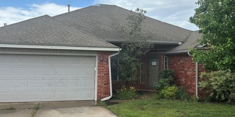 Oklahoma City House: 5129 SE 81st Terrace