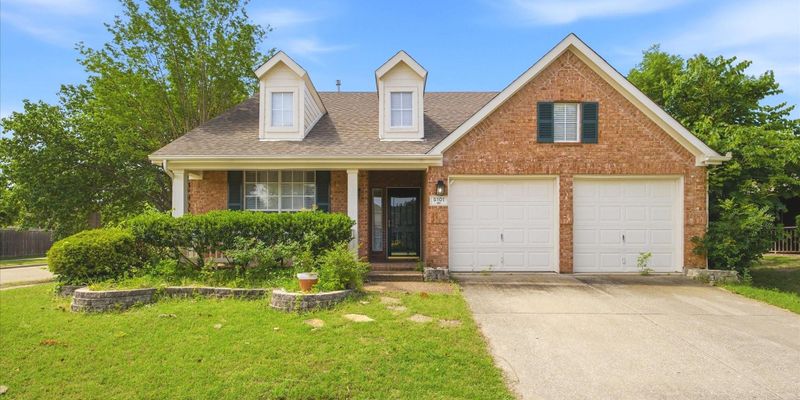 McKinney House: 5101 Stonecrest Dr