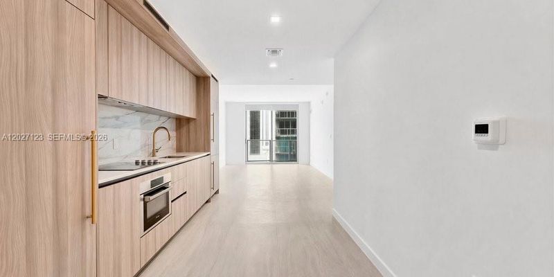 Miami House: 77 SE 5th St