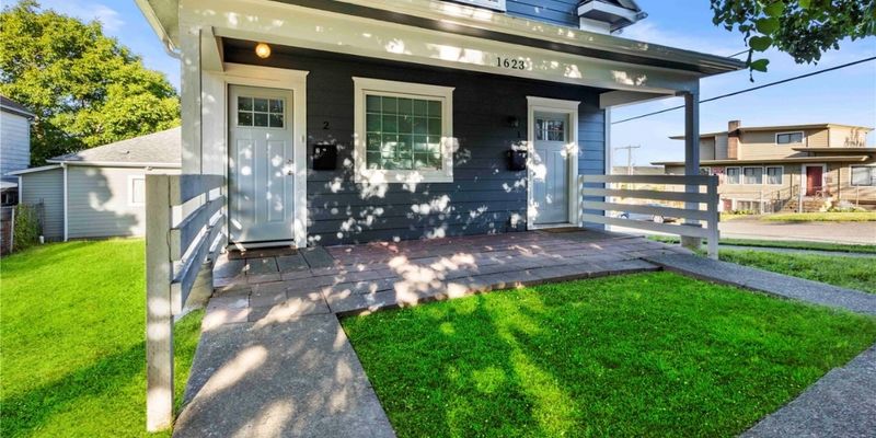 Tacoma Apartment: 1623 S Yakima Ave