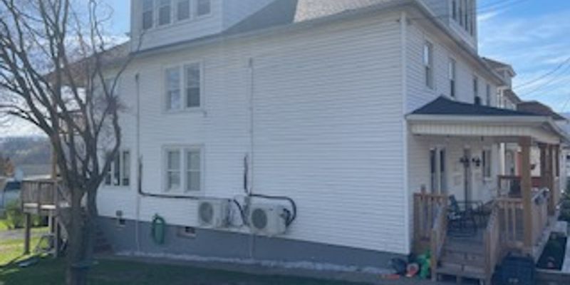 Nanticoke Apartment: 213 Robert Street