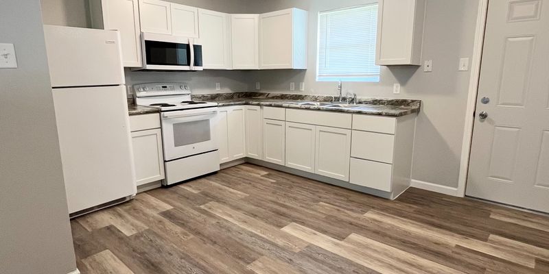 Indianapolis House: 1423 Alonzo Pl