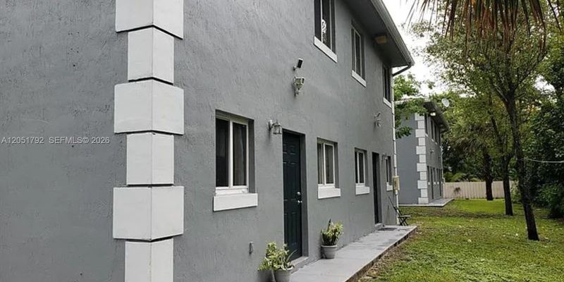 Biscayne Park House: 14004 NE 2nd Ct