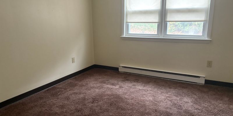 Andover Apartment: 180 Andover St