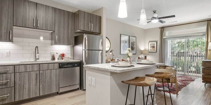 Houston Apartment: 9943 Pearland Pkwy