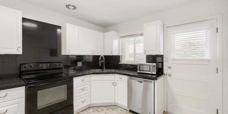 Denver Apartment: 1892 S Garfield St